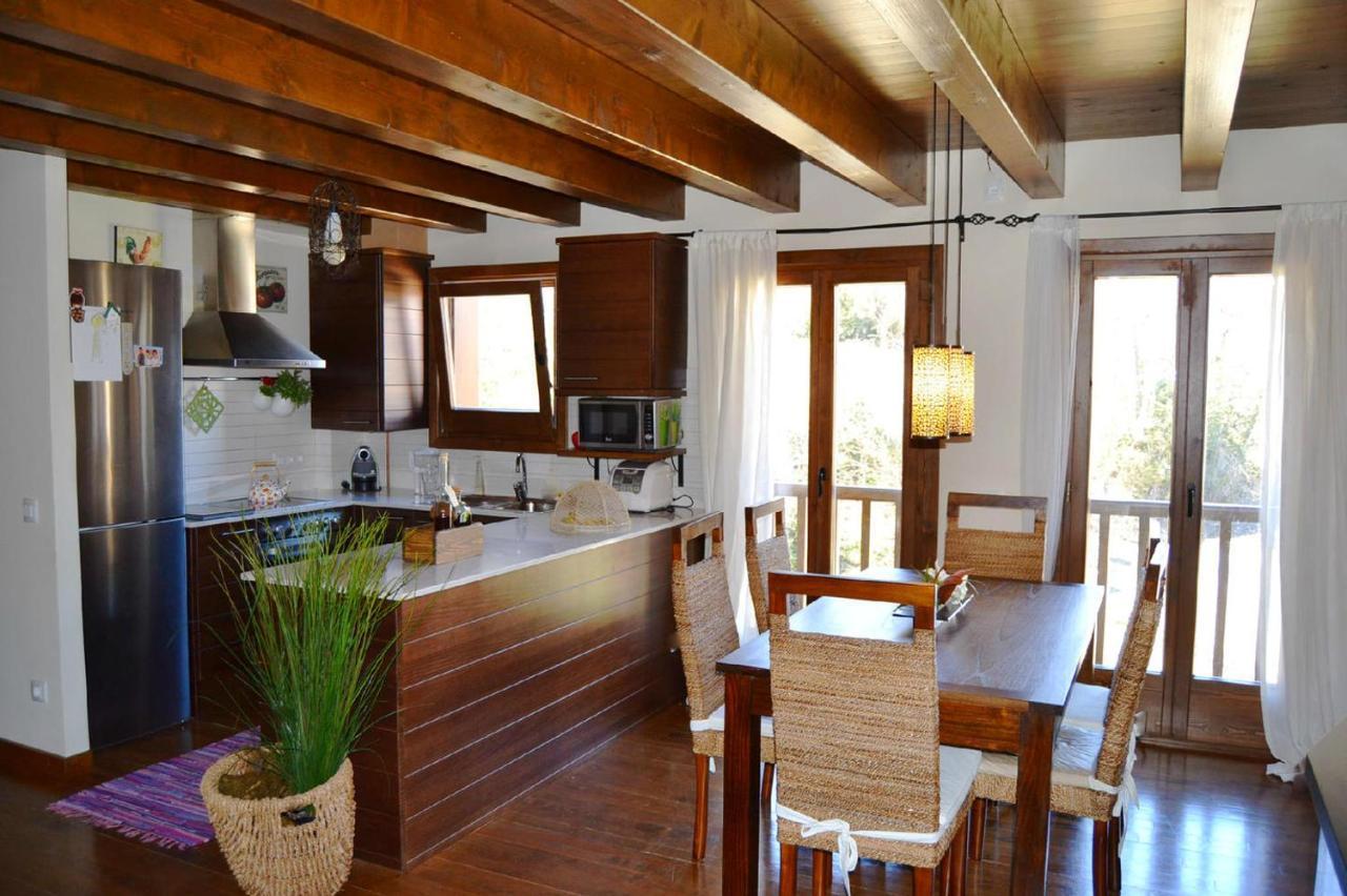 Preciosa Planta Baja Con Piscina Appartement Caixans Buitenkant foto